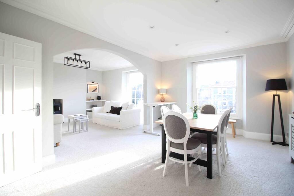 Beautiful Top Floor Clifton Apartment Bristol Exterior foto